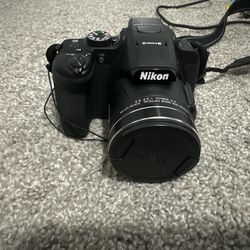 Nikon COOLPIX Camera B700