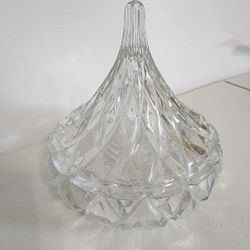 Elegant Diamond Cut Crystal Lidded Ring Jewelry Dish In Hersheys Kisses Shape