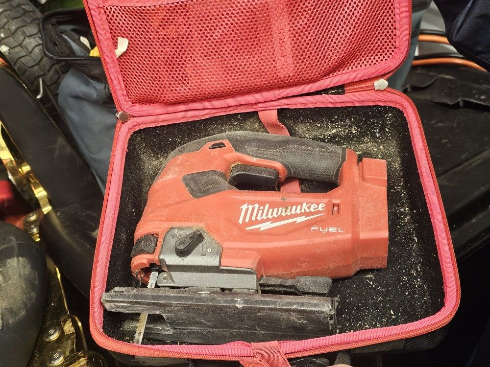 Milwaukee M18 FUEL CORDLESS