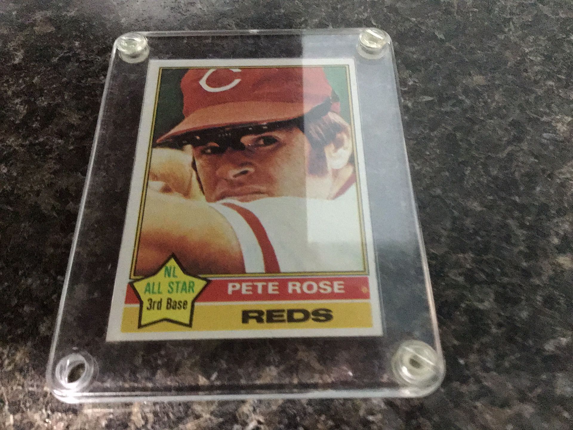 Pete Rose Baseball card