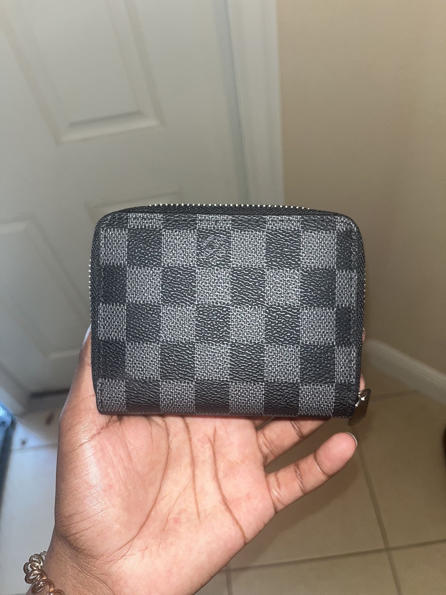 Louis Vuttion Checkerboard Pouch/Wallet