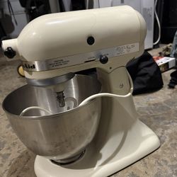 Vintage Kitchenaid mixer 