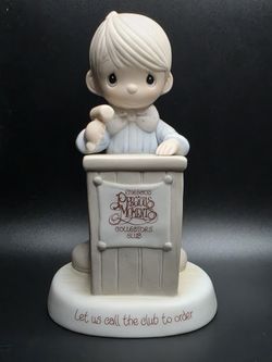 Precious Moments 1981 Charter Member Figurine Let Us Call the Club to Order