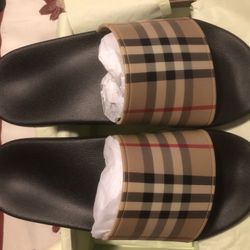 Brand new Burberry   Furley Vintage   Check Slide Women sandal sz 10 US  40EU  100% authentic Burberry slides $240