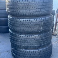 SET OF TIRE 285 45 22 MICHELIN 85% LIFE