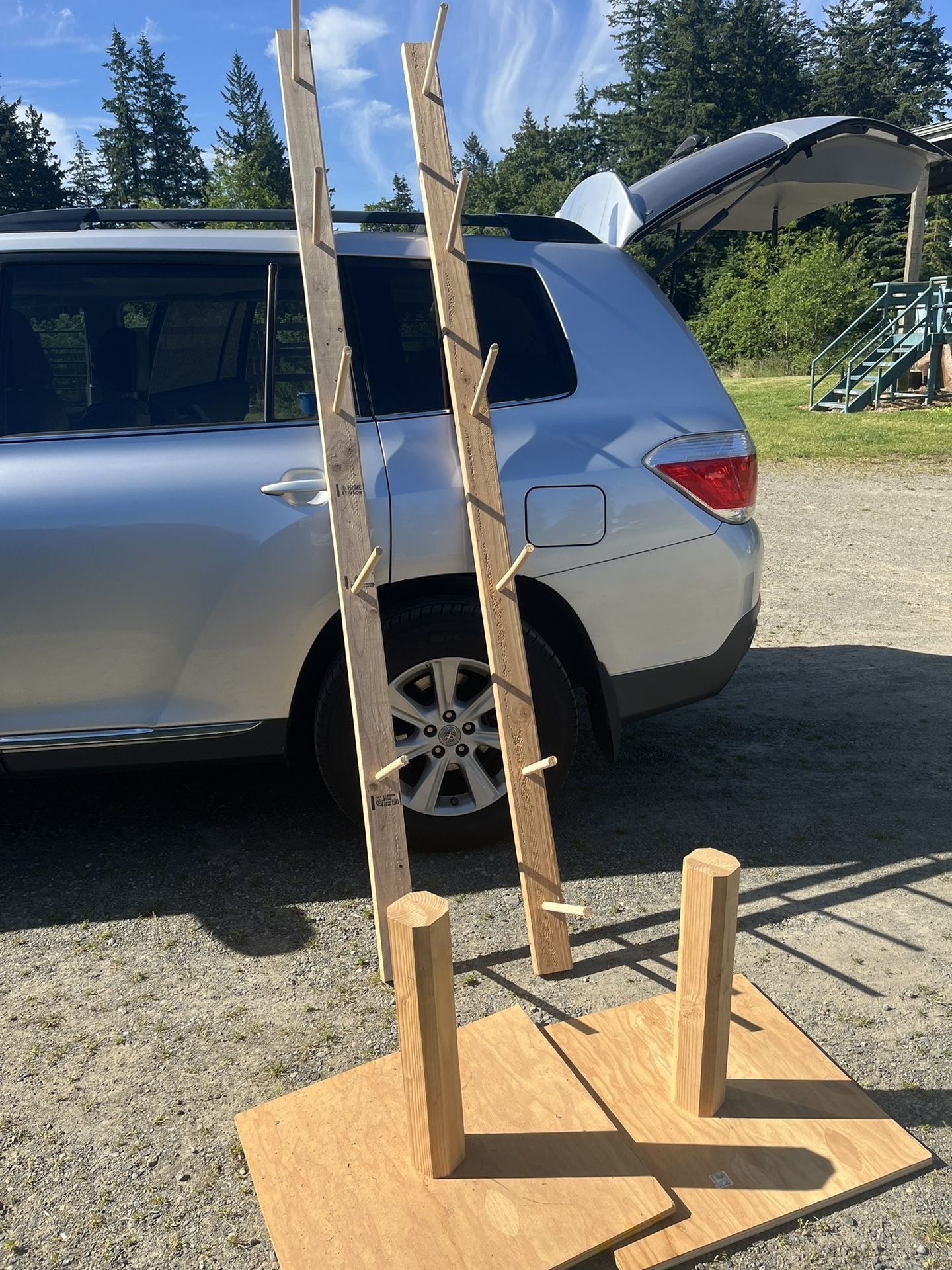 Saddle & Blanket Holders.
