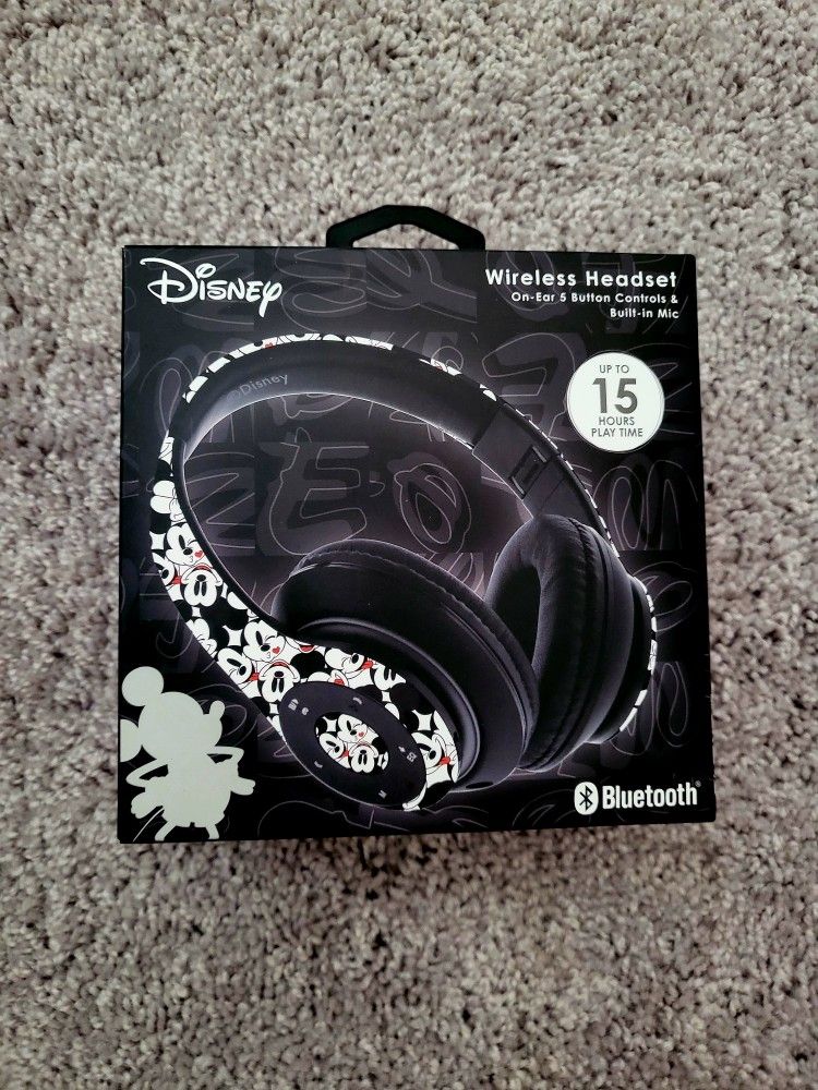Mickey Mouse Wireless Headphones (Over the Ear Bluetooth)