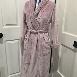 CAROLE HOCHMAN ULTRA SOFT FAUX FUR ROBE