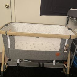 Maydolly Rocking Bassinet 