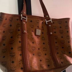 Mcm Medium Tote