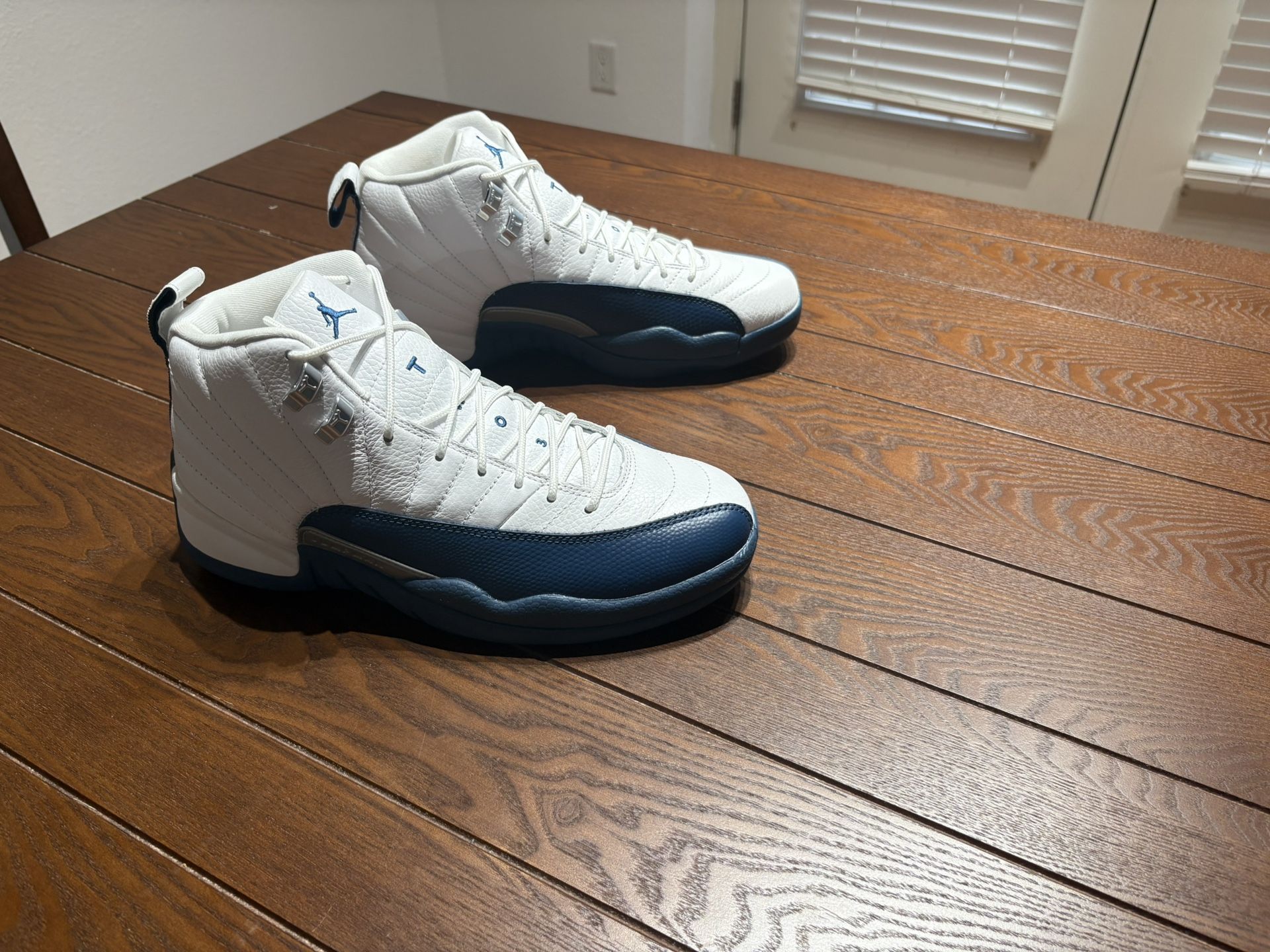 Jordan 12 French Blue Size 9