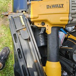 Dewalt Nailer