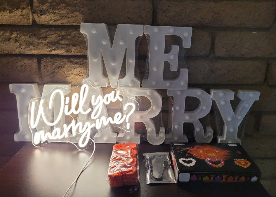 "Marry Me" Bundle Set & LED SIGN Marriage Proposal set up