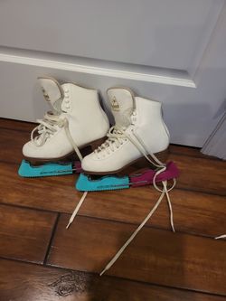 Figure Skates, Jackson Mystique, Size 5.5