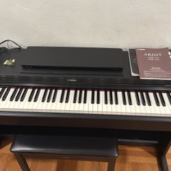 Yamaha Arius YDP-163