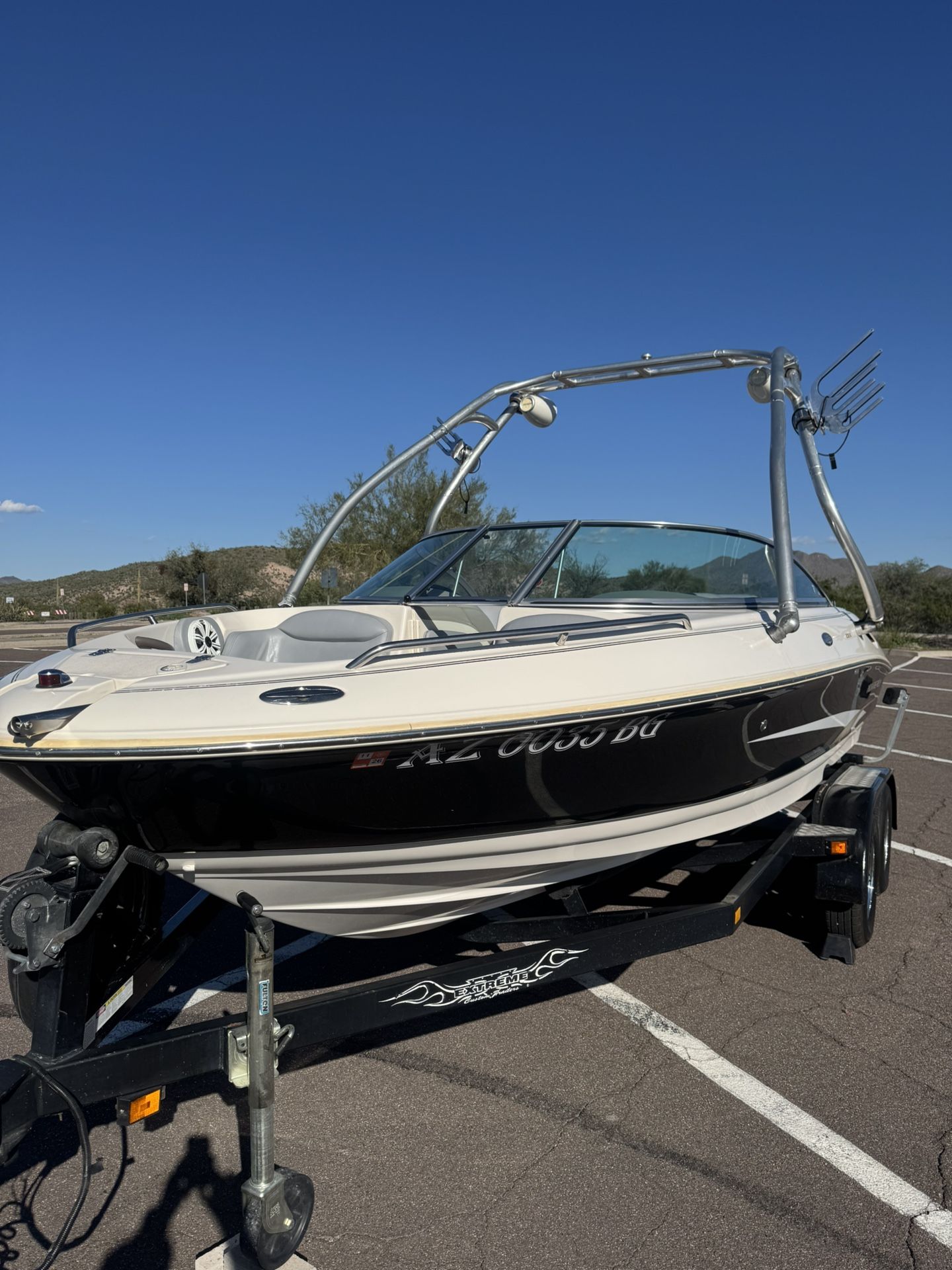 2003 Monterey Montura 208SI