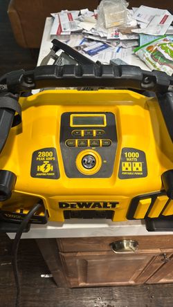 DEWALT DXAEPS2 Digital Portable Professional Power Station Jump Starter