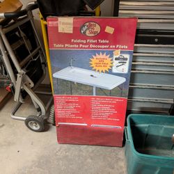 Pro Bass Folding Fish Table
