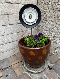 Handmade Plate Flower Garden Art Stake