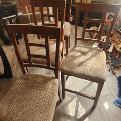 4 Tall Chairs 