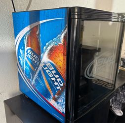 Bud Light Beer Mini Refrigerator for Bar.