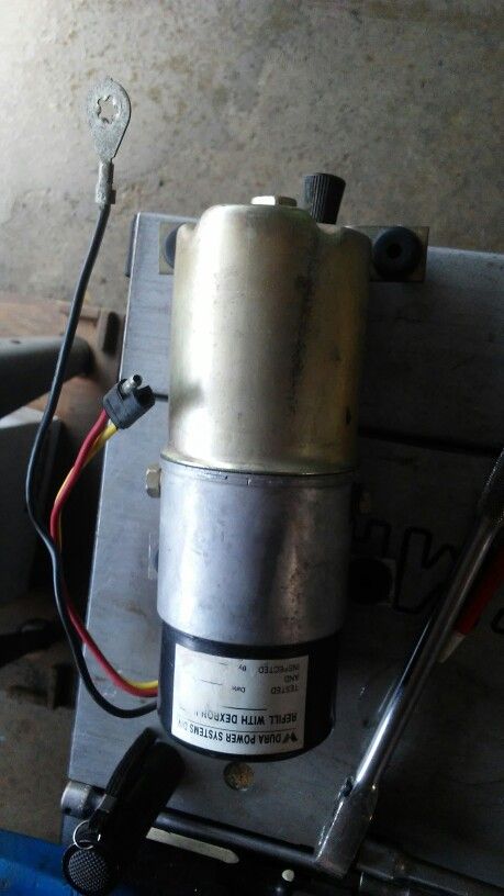 1 9 6 4 - 1 9 9 3 Convertible Top Motor/Pump Assembly