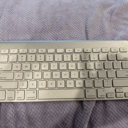 Apple Wireless Keyboard