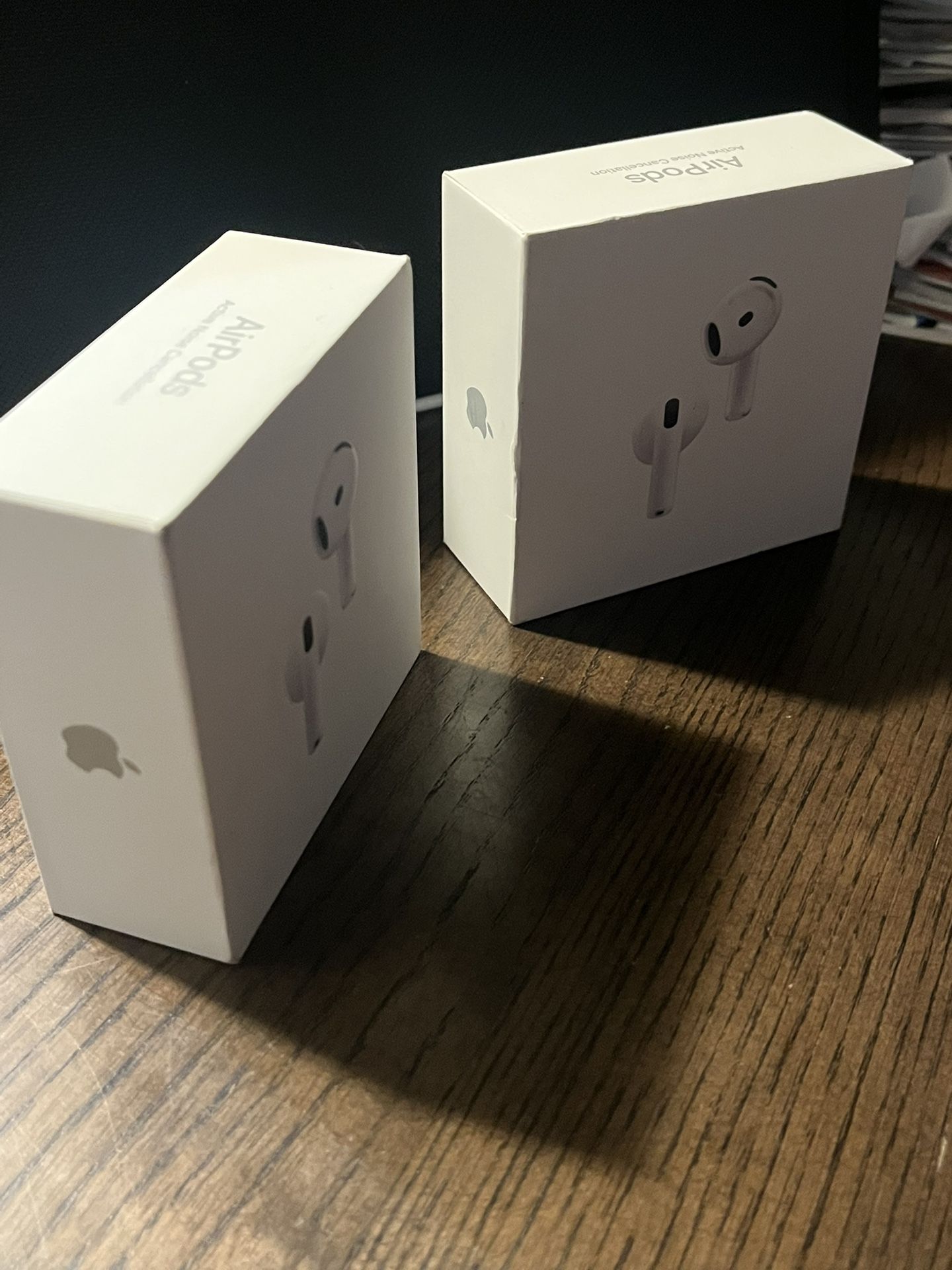 Apple AirPods 4