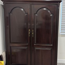 Pooja Mandir Or Armoire 