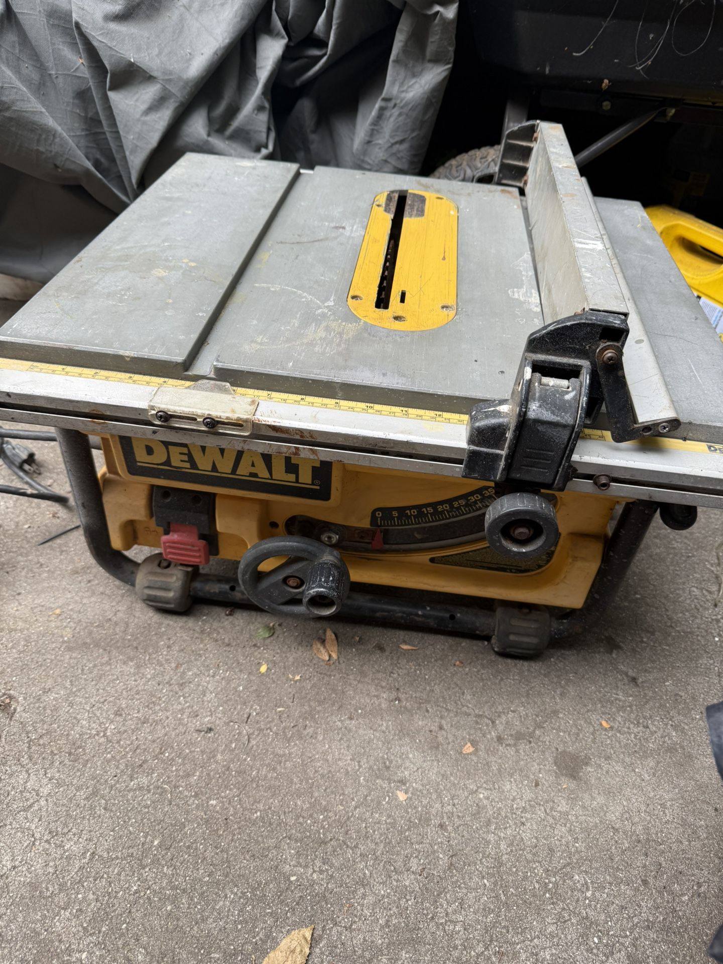 Dewalt DW745
