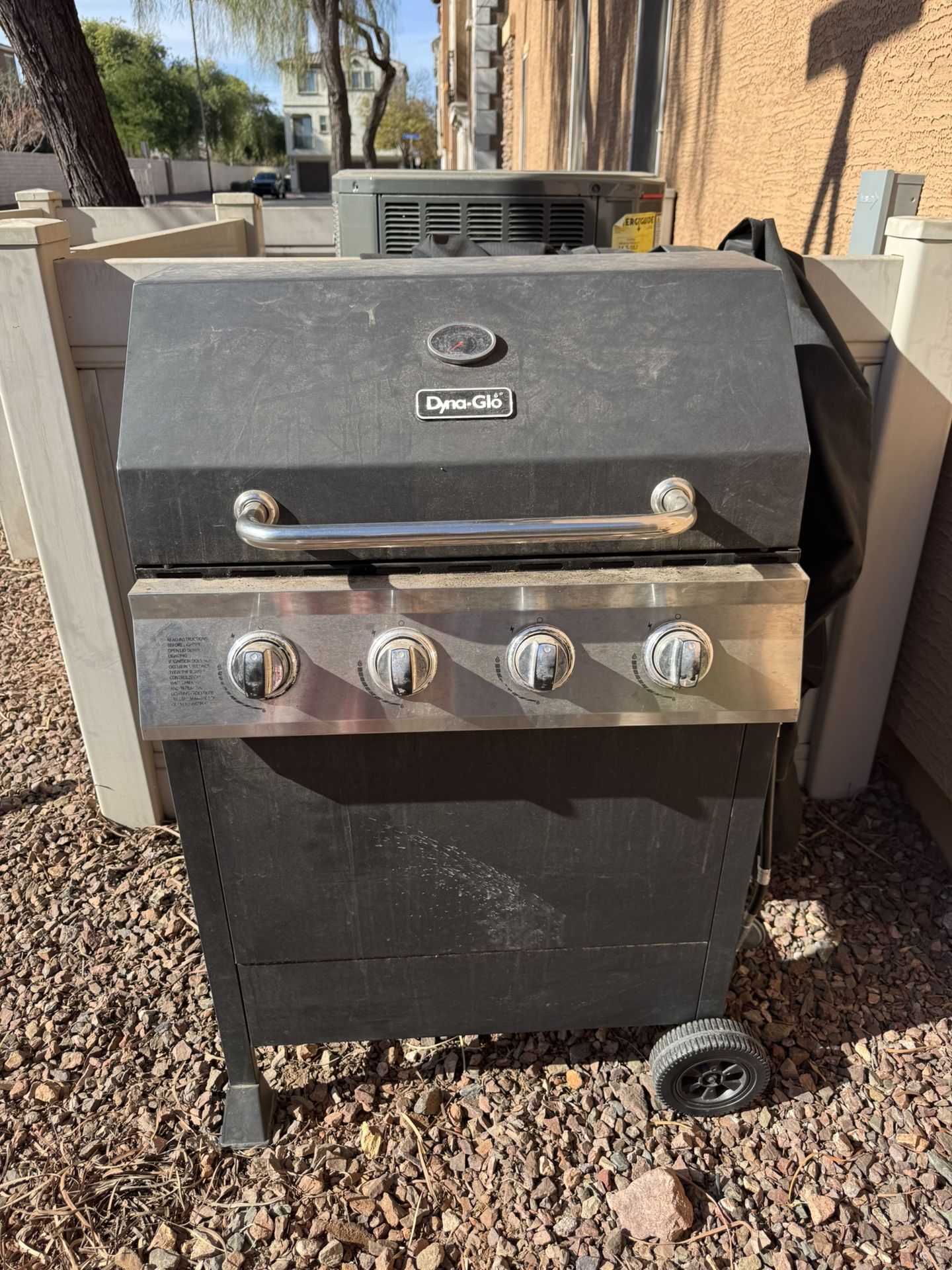 Dynaglow BBQ Grill