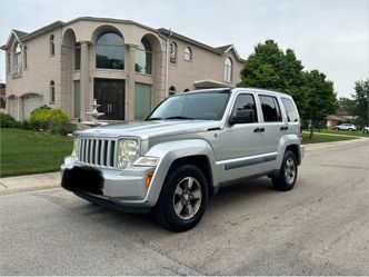 2008 Jeep Liberty runs an drives good 4x4 248k miles 1800 obo