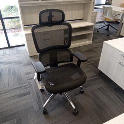 Ergonomic Office Chair | Pilot