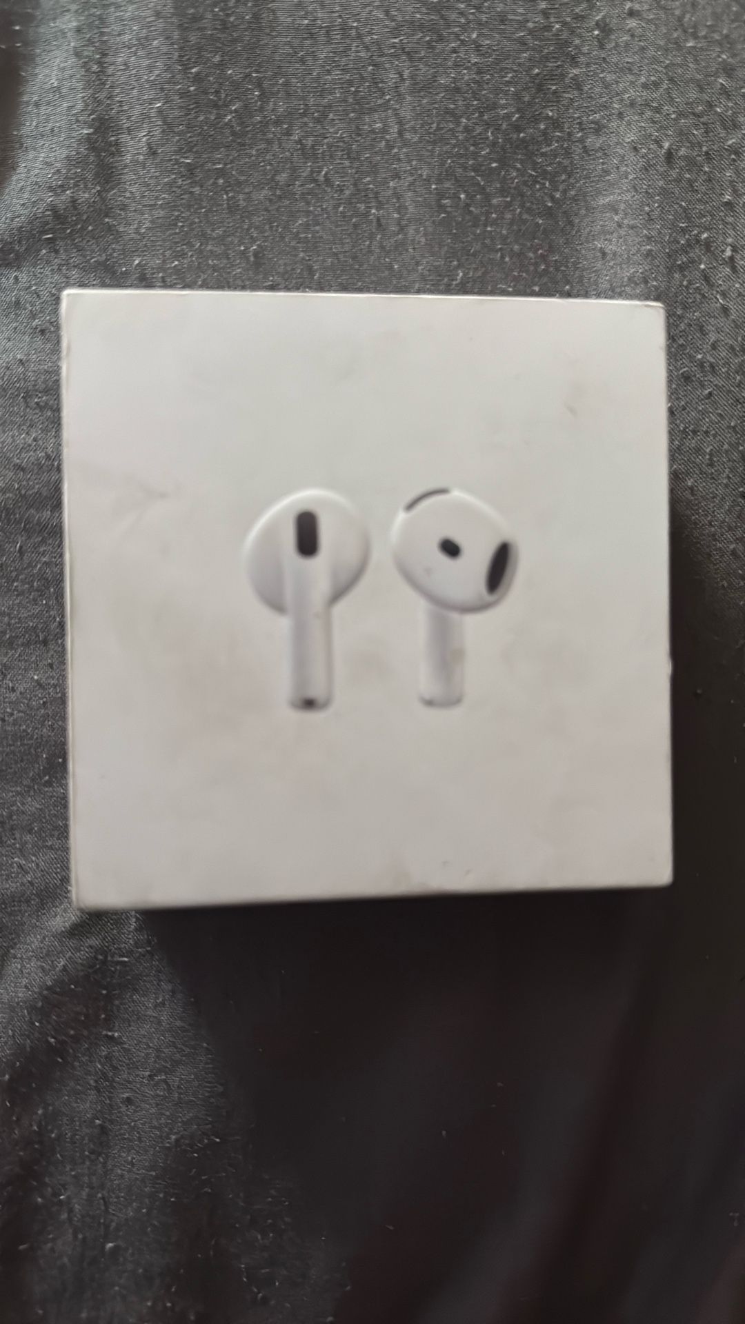 AirPod 4