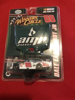 Dale Earnhardt Jr #88 Die-cast Car Nascar 2008 Amp Energy Mt Dew 1:64 Hood
