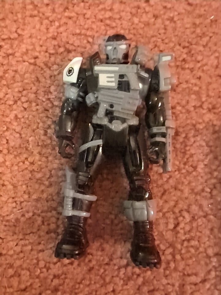 Toys R Us Exclusive Halo Maidenhead Action Figure