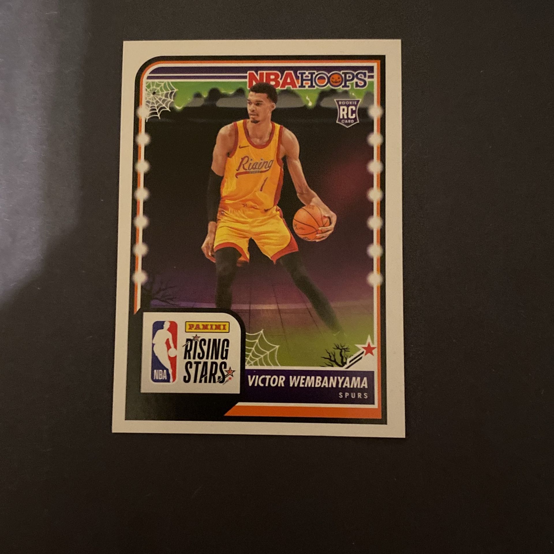 Victor Wembanyama Rookie 2023-24 Haunted Hoops Rising Stars #282