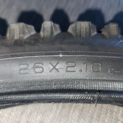 Mountain Bike Tires 26 X 2.1" Plus Tubes