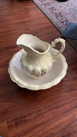 Wash bowl and pitcher