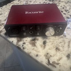 Focusrite Solo