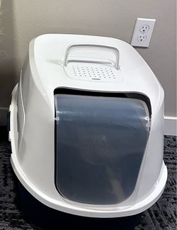 Caja de arena para gatos inteligentes cerrada, azul marino y blanco El capó cerrado protege los pisos circundantes de salpicaduras de orina y gránulos