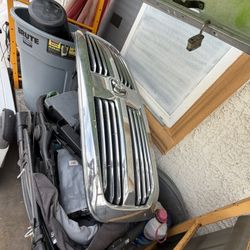 Ram 1500 Grille 