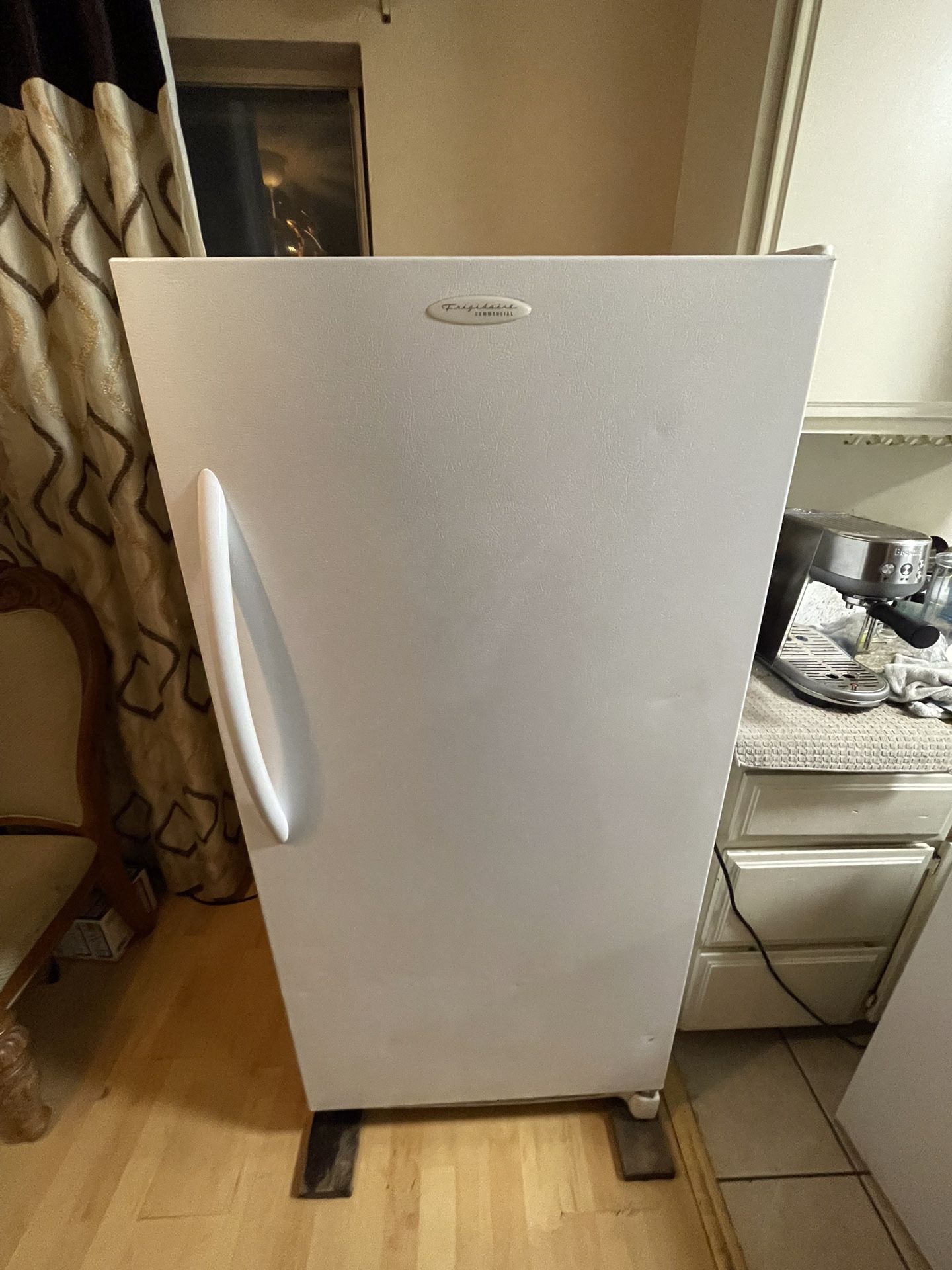 Frigidaire Commercial 14 Cu. Ft Upright Freezer