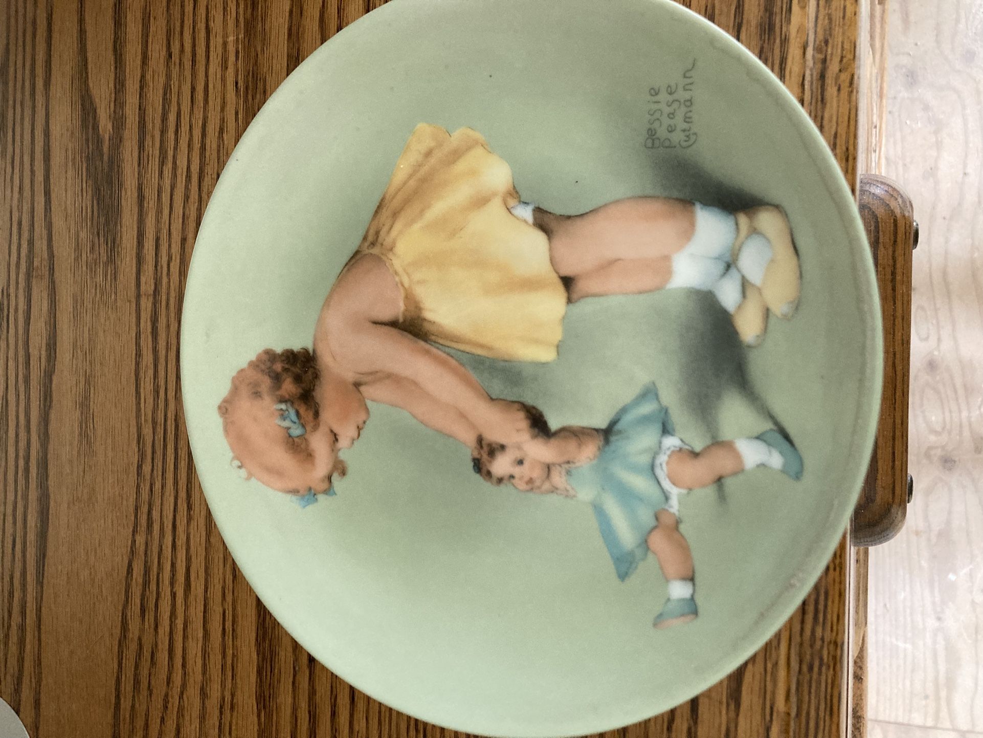 Bessie pea’s sympathy with the box