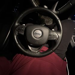 Jeep Grand Cherokee Steering wheel