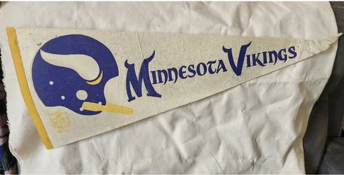 Vintage 1970's MINNESOTA VIKINGS 30" Football Pennant FRAN TARKENTON ALAN PAGE