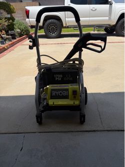 1700 PSI Power Washer