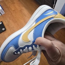 LA Chargers Nike Shoes