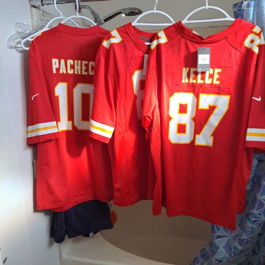 Kansas City Chiefs Jerseys for Sale in Victorville, CA - OfferUp