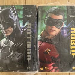 Hot Toys Batman Forever Batman & Robin Figures